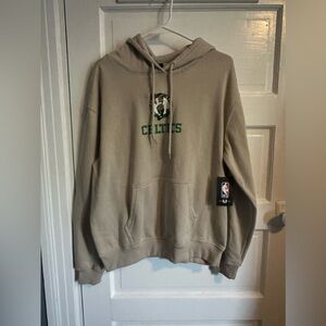Brand new! Boston Celtics Hooded Sweatshirt Size Medium